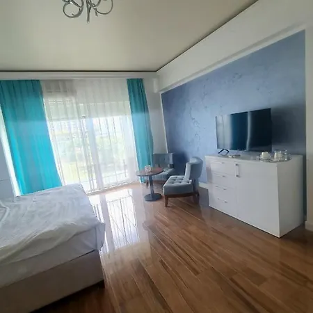 Matic White Tower Mamaia