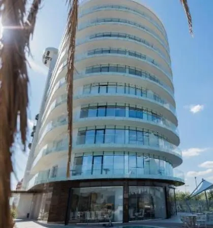 Matic White Tower Mamaia